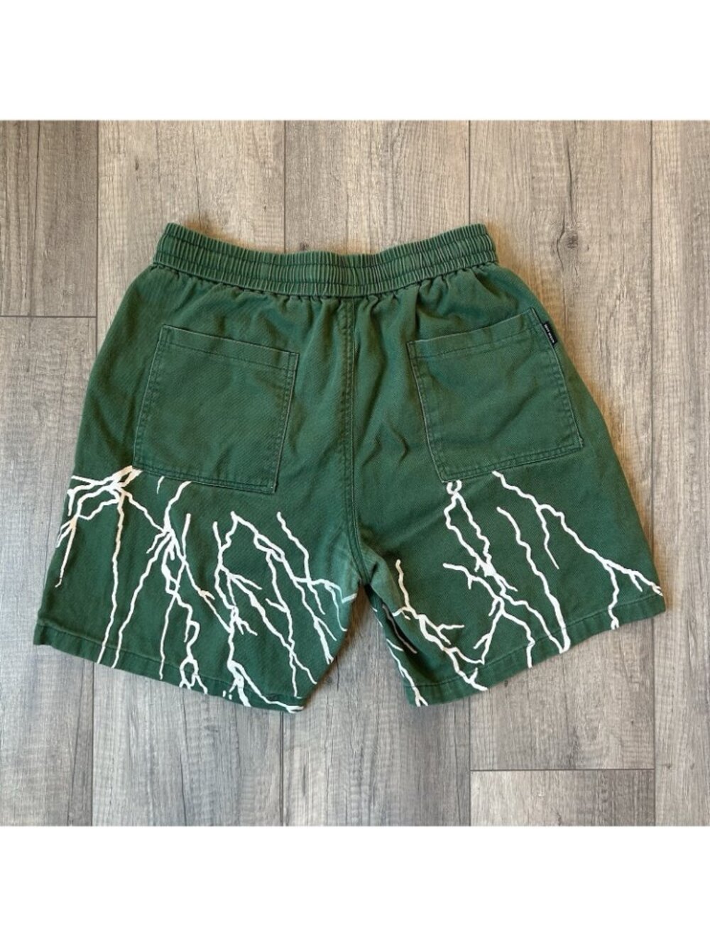 All Eye Gaze Lightning Graphic Green Drawstring Shorts Cotton Men’s S Streetwear - Picture 6 of 14